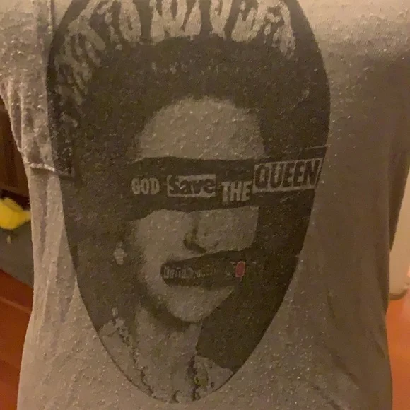 God Save the Queen tee - Picture 5 of 5